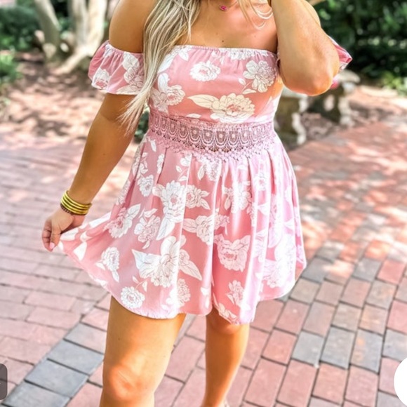 Off Shoulder Romper - Picture 1 of 1